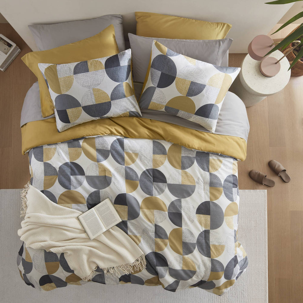Regency Heights Queen Size Comforter Set, 9-Piece Bed in a Bag Queen, Round Geometric Print Bedding Comforter Set with Sheets, Yellow